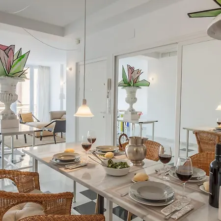 Deluxe Calle Imagen Apartment
